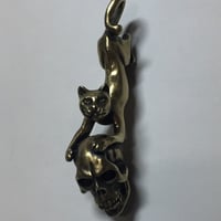 ◇真鍮◇猫と髑髏のペンダント
