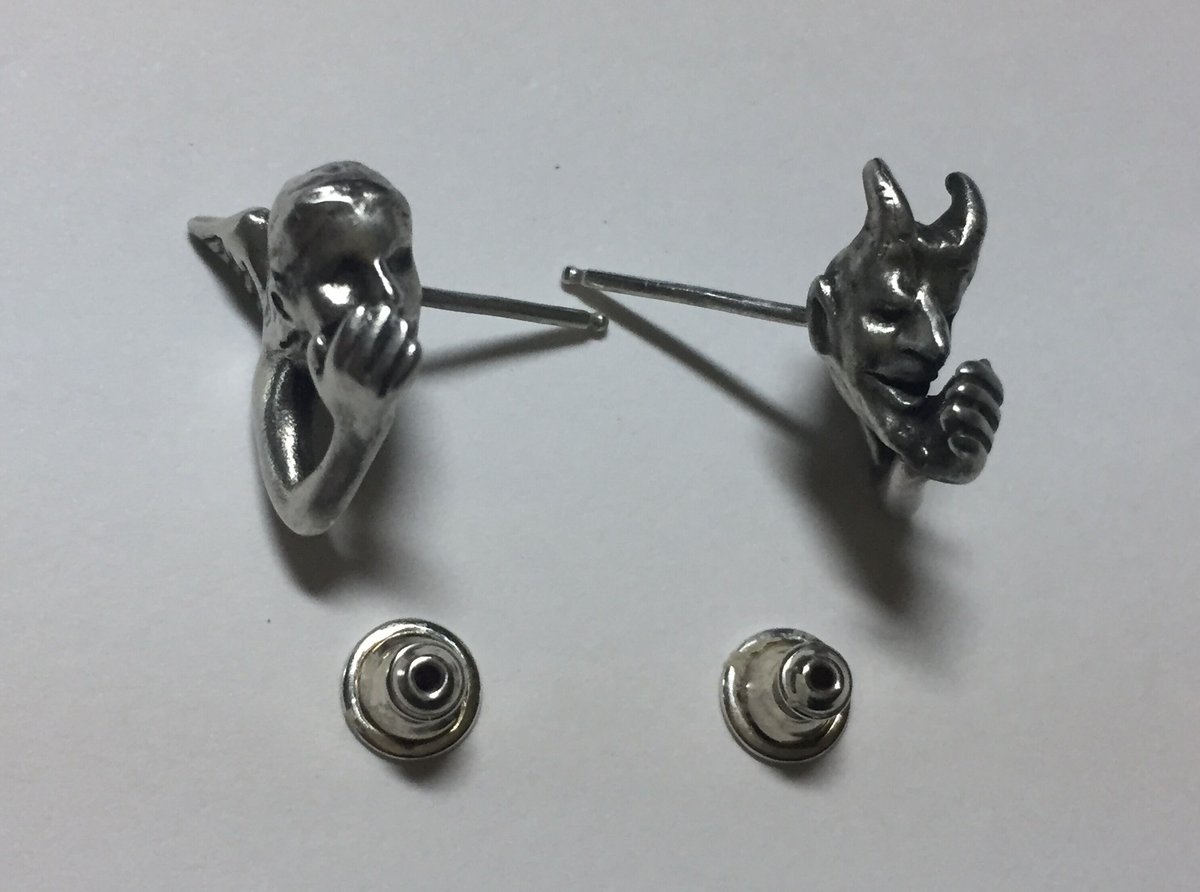 耳元で囁く悪魔と天使のピアス 耳元で囁く悪魔と天使のピアス | progressive art jewelry
