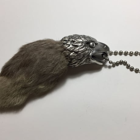 ◆シルバー◆イーグルヘッド ラビットフット キーホルダー◆ナチュラル