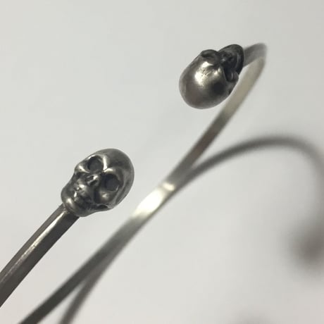 トライアングルスカルバングル S