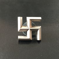 スワスティカ コンチョ / Swastika concho