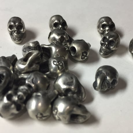 スカルビーズ　/ skull beads💀
