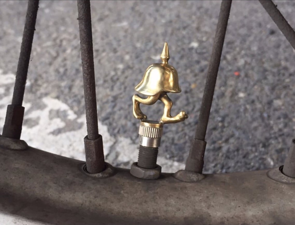 ◇真鍮 ◇ウォーキングメット バルブキャップ | progressive art jewelry