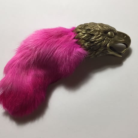 ◇真鍮◇イーグルヘッド ラビットフット キーホルダー ◇ピンク