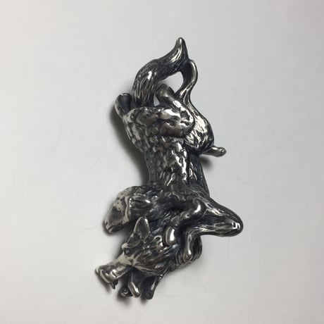 ◆シルバー◆羊の皮を被った狼 キーホルダー シルバー