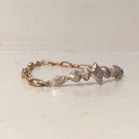 ◇ 1709B