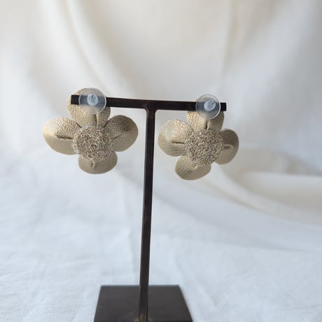 Chunky style/お花イヤーアクセサリー【gold】