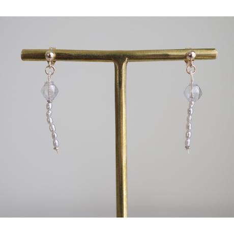 TUKI_新月_pearl_A ピアス・イヤリング