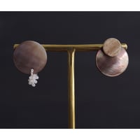 TUKI_望_wood&shell_ピアス _クロ