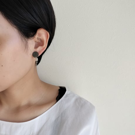 TUKI_望_shell&beads_ピアス・イヤリング_クロS