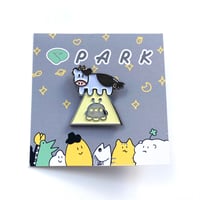 うしの逆襲ピンバッジ（Cow’s Counterattack Pin Badge）