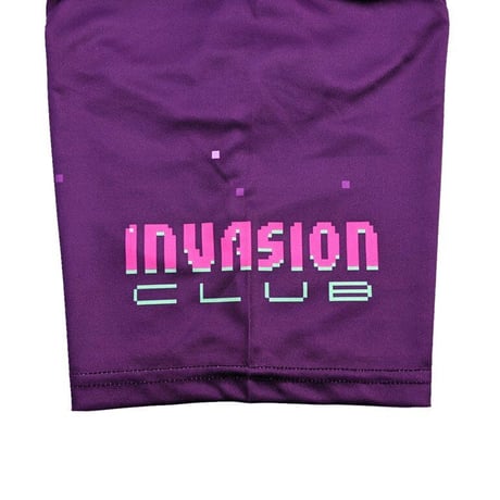 【Invasion club】16ビッチTシャツ