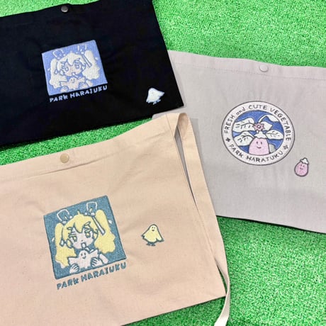 PARKオリジナル　刺繍サコッシュ