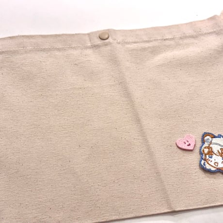 PARKオリジナル　刺繍ワッペン　りとモル抱っこ