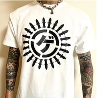 ミサイルゲTシャツ‼️背中に『渡る世間は馬鹿ばかり』‼️
