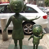 みんなが笑ってるお日様も笑ってるサザエさんと桜新町