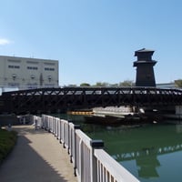 新川　西水門橋