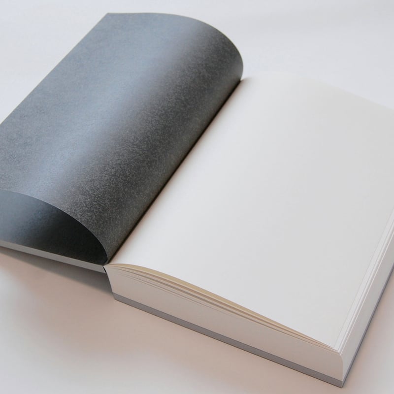完全数量限定 250個 】 実験製品 『 魔導書 月読時計 』 1冊＋α