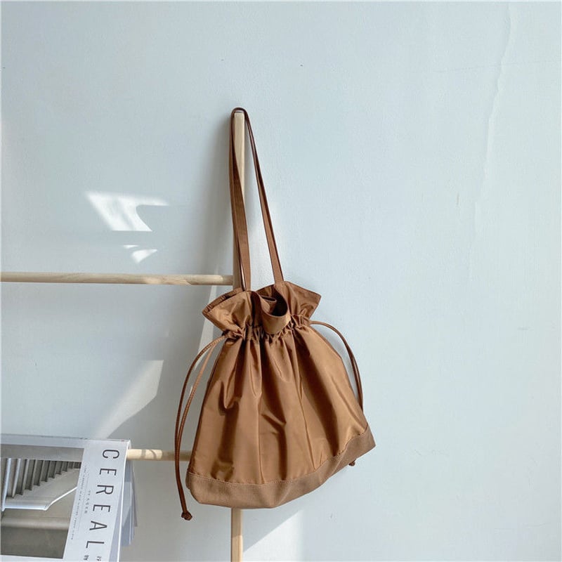 即発送！！ナイロン巾着バッグ ナイロンバッグ ショルダーバッグ 巾着