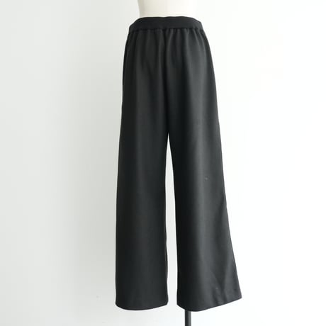 リブパンツ