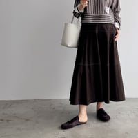 スエードドレープスカート
