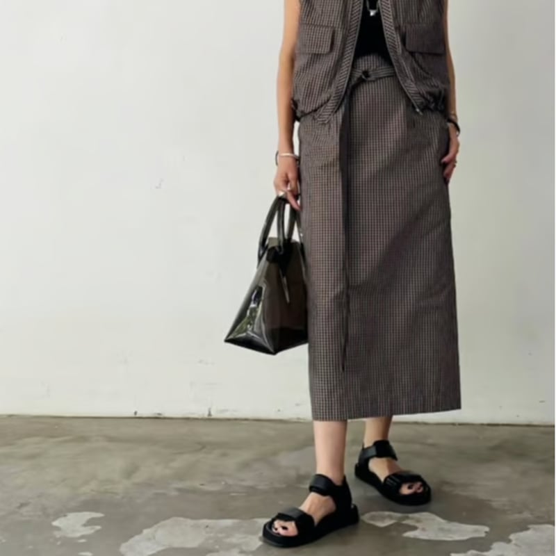 ユキコ✴︎新品タグ付き　定価31,320円Theory ペンシルスカート ユキコ✴︎新品タグ付き 定価31,320円Theory ペンシルスカート