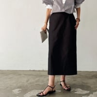 ユキコ✴︎新品タグ付き 定価31,320円Theory ペンシルスカート ユキコ✴︎新品タグ付き 定価31,320円Theory ペンシルスカート