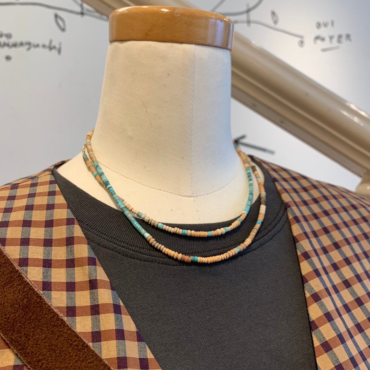 THOURAND TALES ターコイズテラコッタカレンシルバーネックレス | OUI