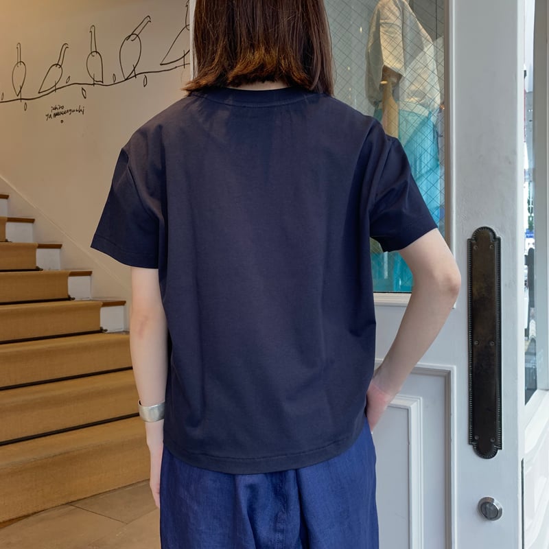A.P.C. ネイビー ロゴTシャツ M A.P.C. 刺繍ロゴTシャツネイビー | OUI FOYER オンラインショップ