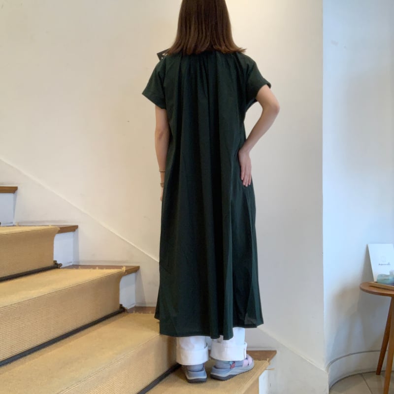 HUIS. ゆるふわコットンフレンチスリーブワンピース | OUI FOYER