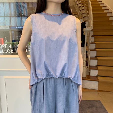 Manna フロントバルーンスリーブレストップ
