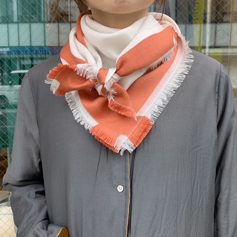 Johnstons of Elgin ジョンストンズ ※スカーフリング付き Johnstons of Elgin（ジョンストンズ オブ エルガン） 並行輸入品