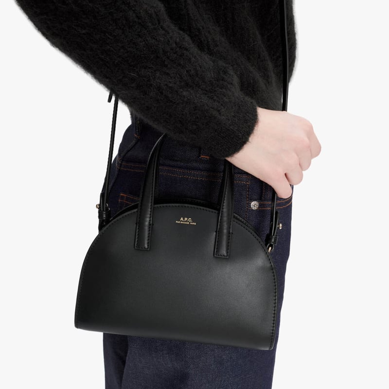 A.P.C. Demi-Lune スモールトートバッグ | OUI FOYER オンライン