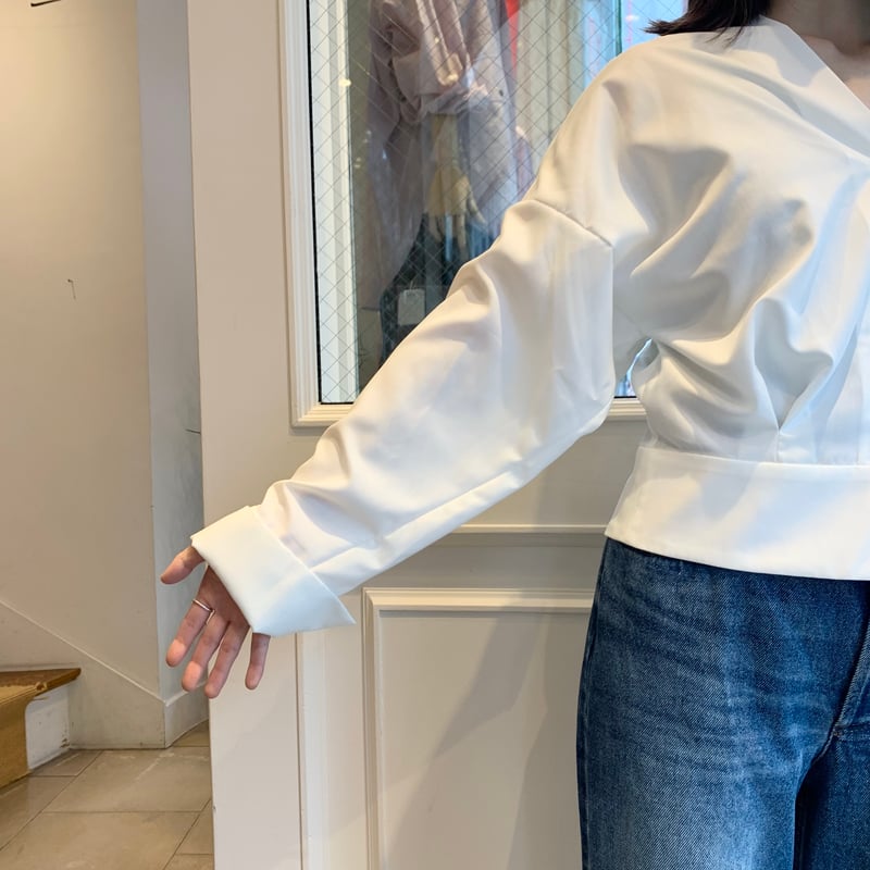 SHRIKE ショート丈ブラウス | OUI FOYER オンラインショップ