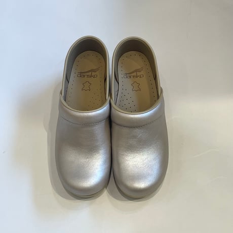 dansko | STORES