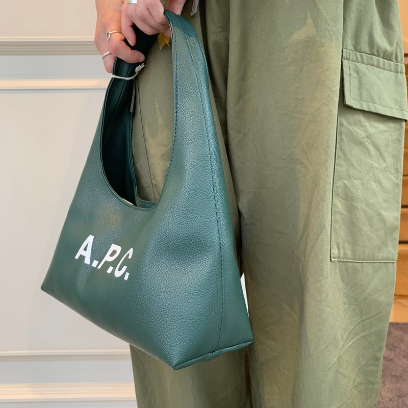 A.P.C. BABY NINON ミニバッグ | OUI FOYER オンラインショップ
