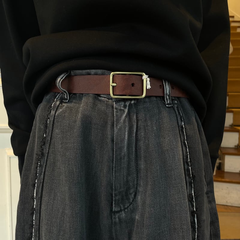 イレヘムフリンジポンチョ　やや紫がかったブルー　フリーサイズ　プリーツ生地 8分丈裾プリーツワイドバルーンパンツ – jemiremi（ジェミレミ）