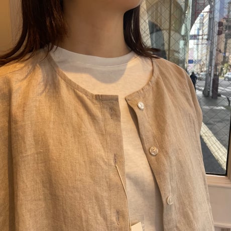 HUIS.　シャトルリネンショートカーディガン