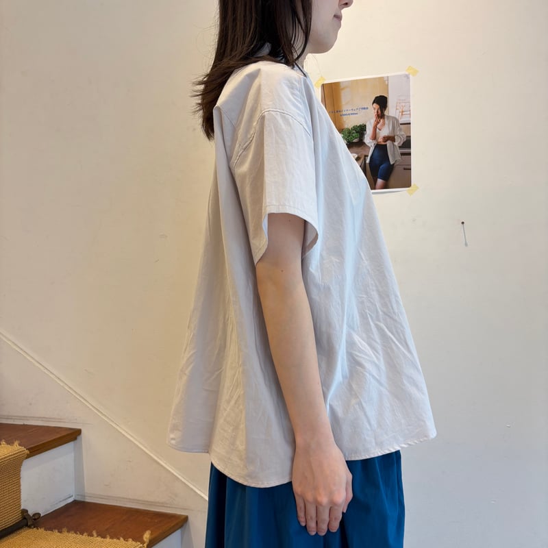 HUIS. オーガニックコットン丸襟半袖ブラウス | OUI FOYER オンライン 
