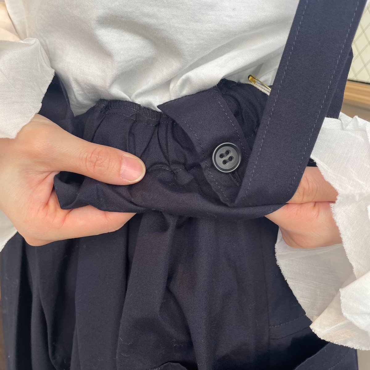 HUIS. ギザコットンブロード2wayタック＆ギャザージャンバー