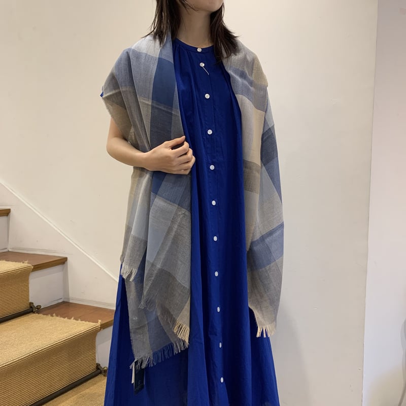 Johnstons of Elgin 薄手大判ウールストール 180×70 | OUI FO Johnstons of Elgin 薄手大判ウールストール 180×70 | OUI FO