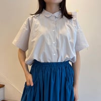 HUIS. オーガニックコットン丸襟半袖ブラウス