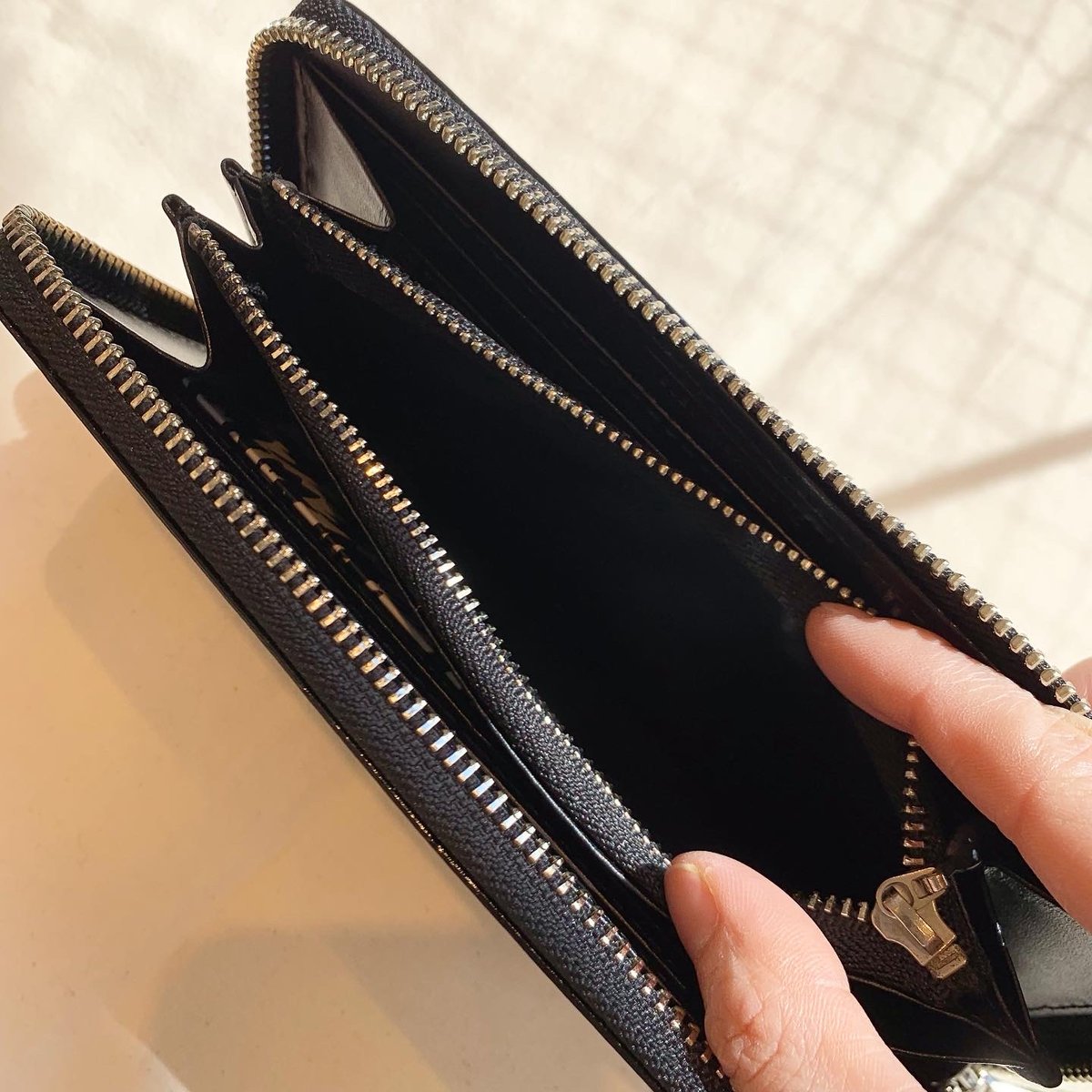 ELEY KISHIMOTOフラッシュロングウォレット | OUI FOYER ELEY KISHIMOTOフラッシュロングウォレット | OUI FOYER