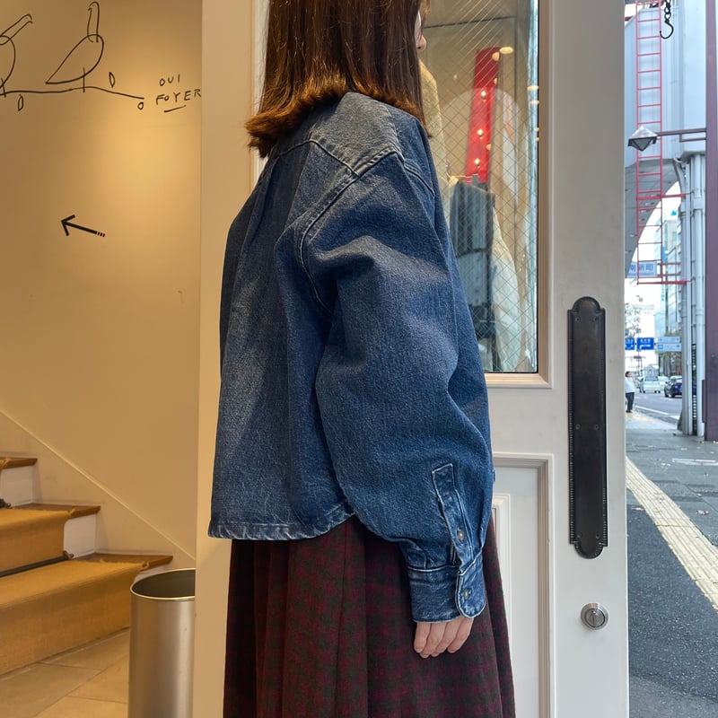 A.P.C. SAMANTHA 刺繍入りオーバーシャツ | OUI FOYER オンラインショップ