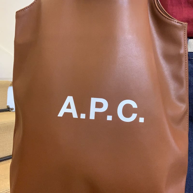 A.P.C. Ninon スモールトートバッグ | OUI FOYER オンラインショップ