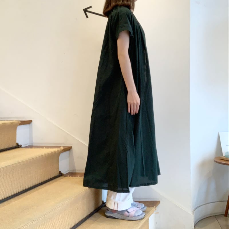 HUIS コットン＆リネン　フレンチスリーブワンピース HUIS コットン＆リネン フレンチスリーブワンピース HUIS