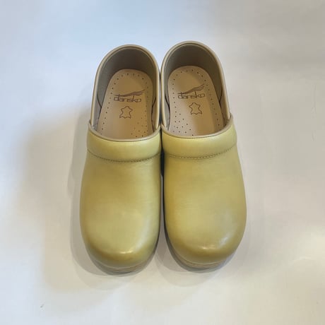dansko | STORES