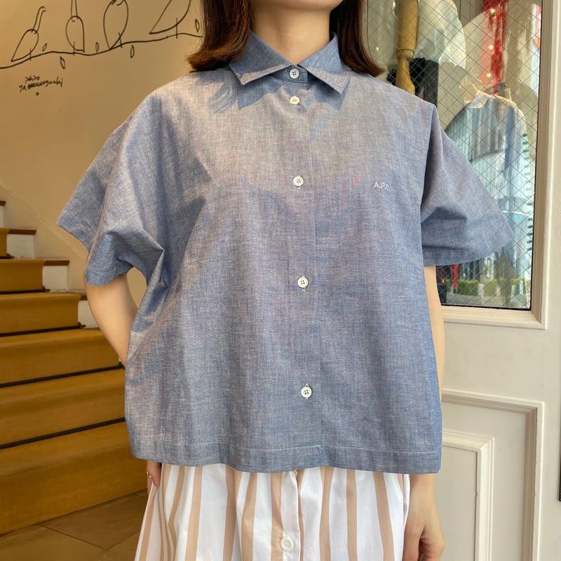 LUCIA - インポート lucia 半袖シャツ A.P.C. Lucia ロゴ半袖シャツ | OUI FOYER オンラインショップ