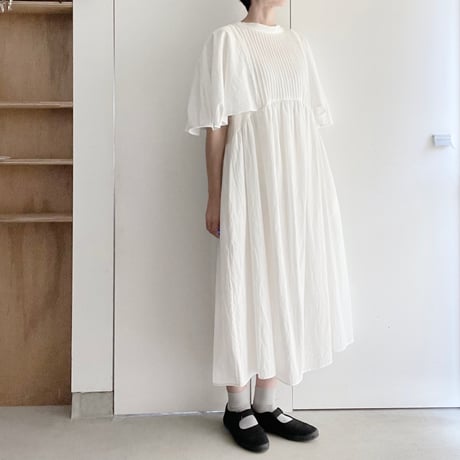 sulka / white