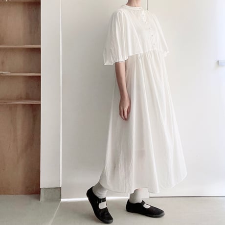 sulka / white